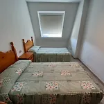 Apartamento cerca de la playa Silgar #J