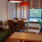 APARTAMENTO CENTRO DE SANXENXO con GARAJE
