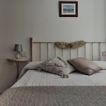 Apartamento con piscina y parking en el centro de Sanxenxo, a 100m de la playa