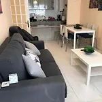 Apartamento A 50 Metros De La Playa De Silgar