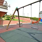 Galihost - Apartamento Con Piscina En El Centro De Sanxenxo