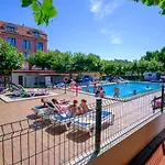 Apartamentos Playa Canelas
