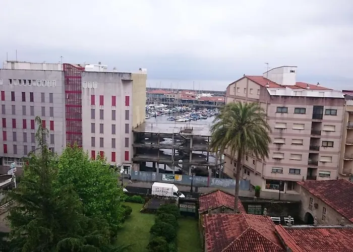 se alquila piso céntrico en Sanxenxo c/garaje