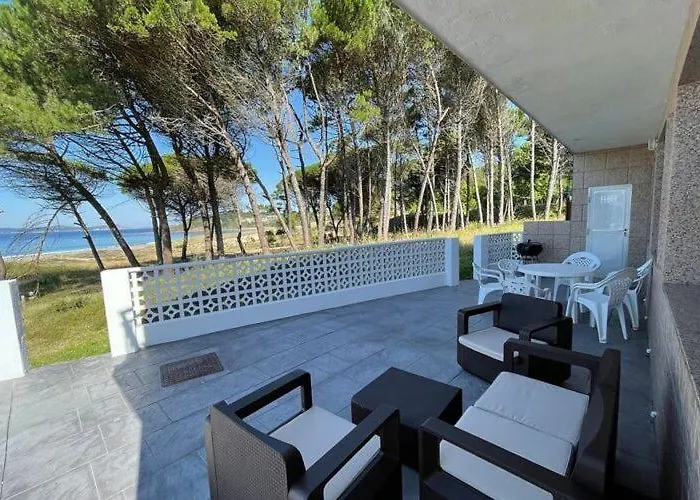 Belvilla By Oyo Playa Montalvo Bajo 6