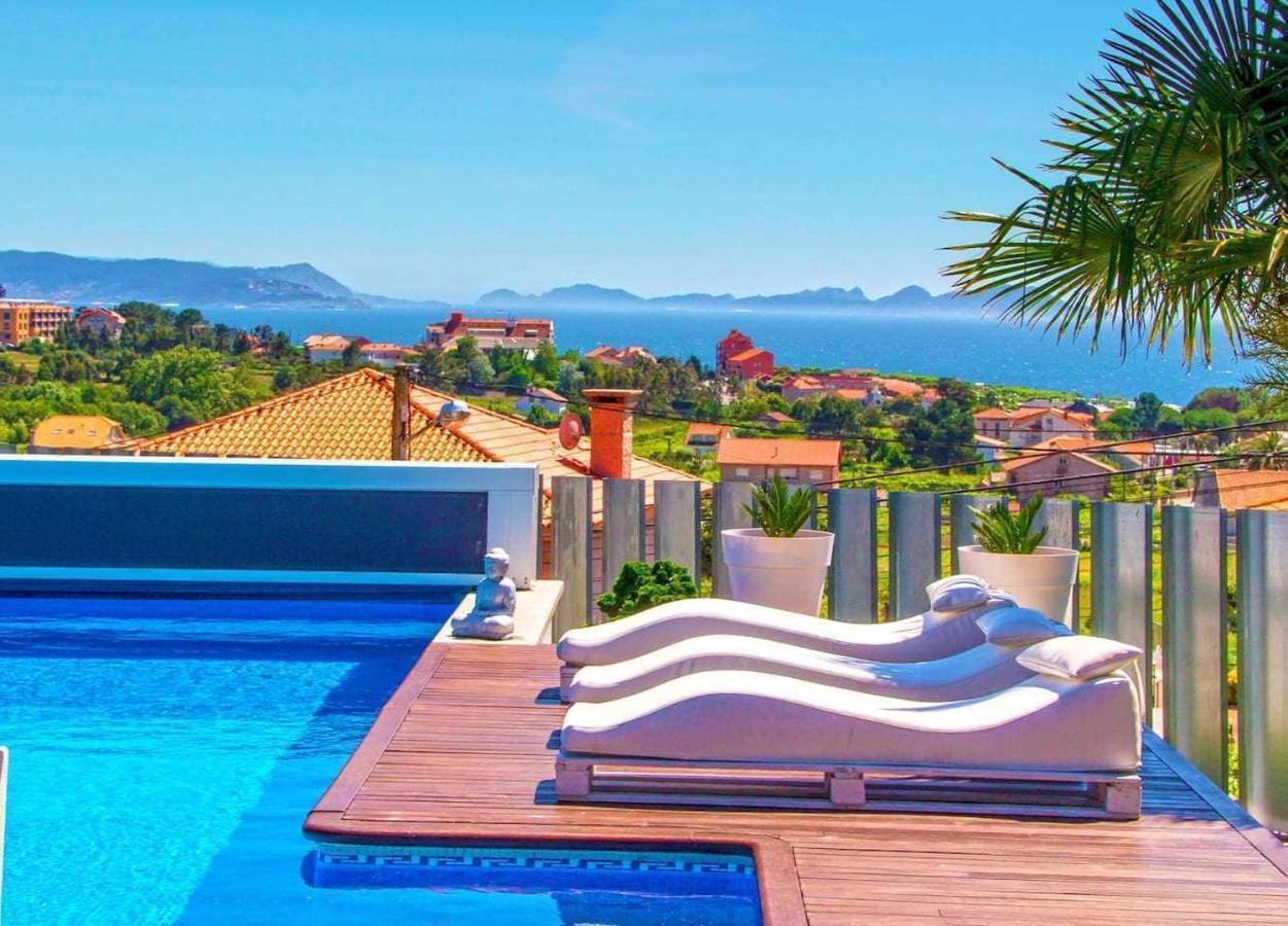 Lujosa Vistas Al Mar Y Piscina Climatiza Villa