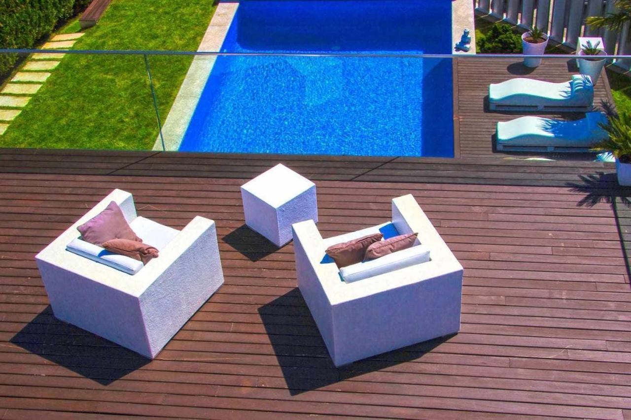 Lujosa Vistas Al Mar Y Piscina Climatiza Villa *