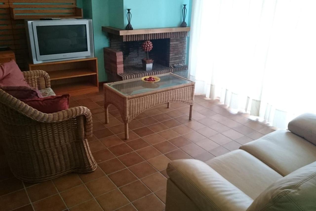 Apartamento Se Alquila Piso Céntrico En C/garaje Sanxenxo