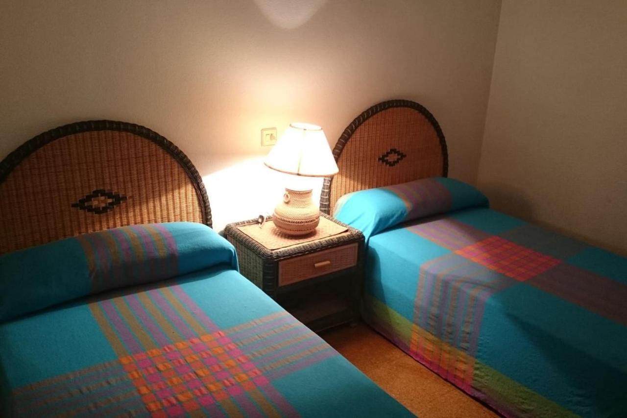 Apartamento Se Alquila Piso Céntrico En C/garaje Sanxenxo