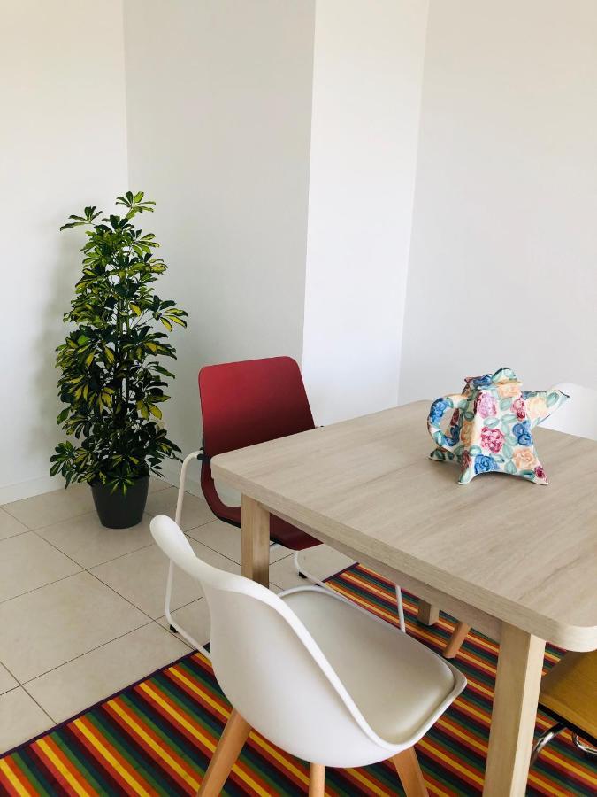 Enjoy Sanxenxo,200m Playa, Balcon Vistas Cies, Piscina & Terraza Azotea,2 Plazas Garaje, 2 Banos, Muy Luminoso, Muy Tranquilo,muy Equipado, Centrico Apartamento Sanxenxo