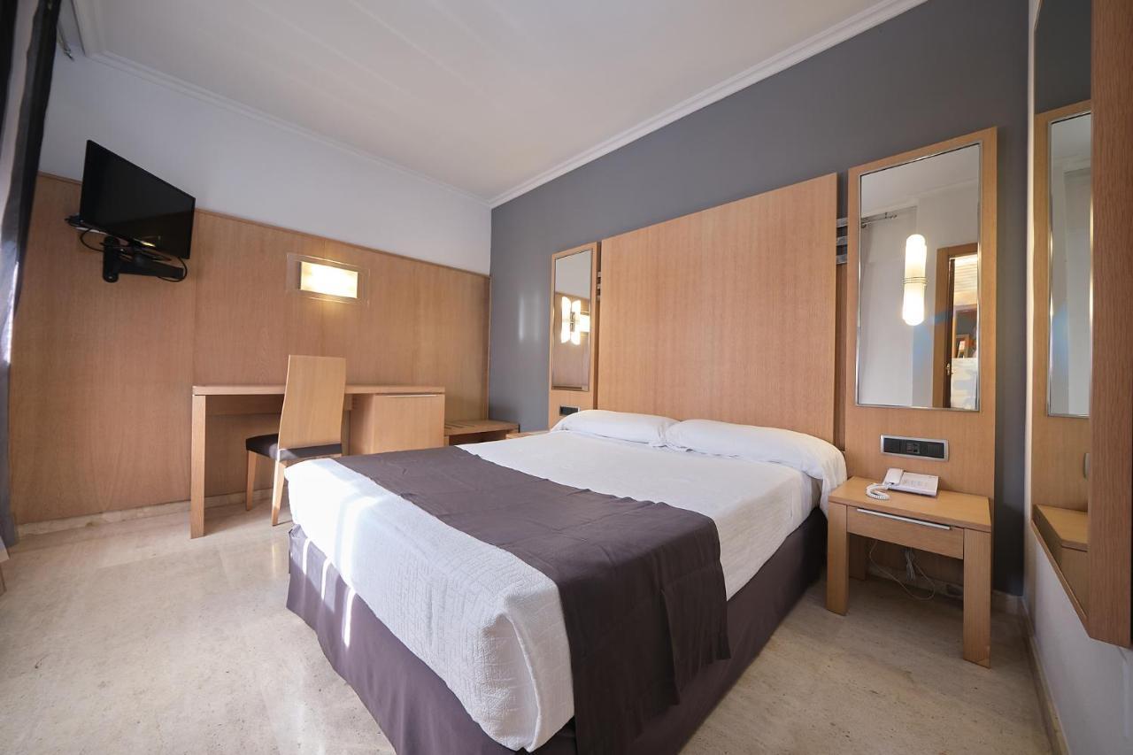Faro Salazón Hotel 3*