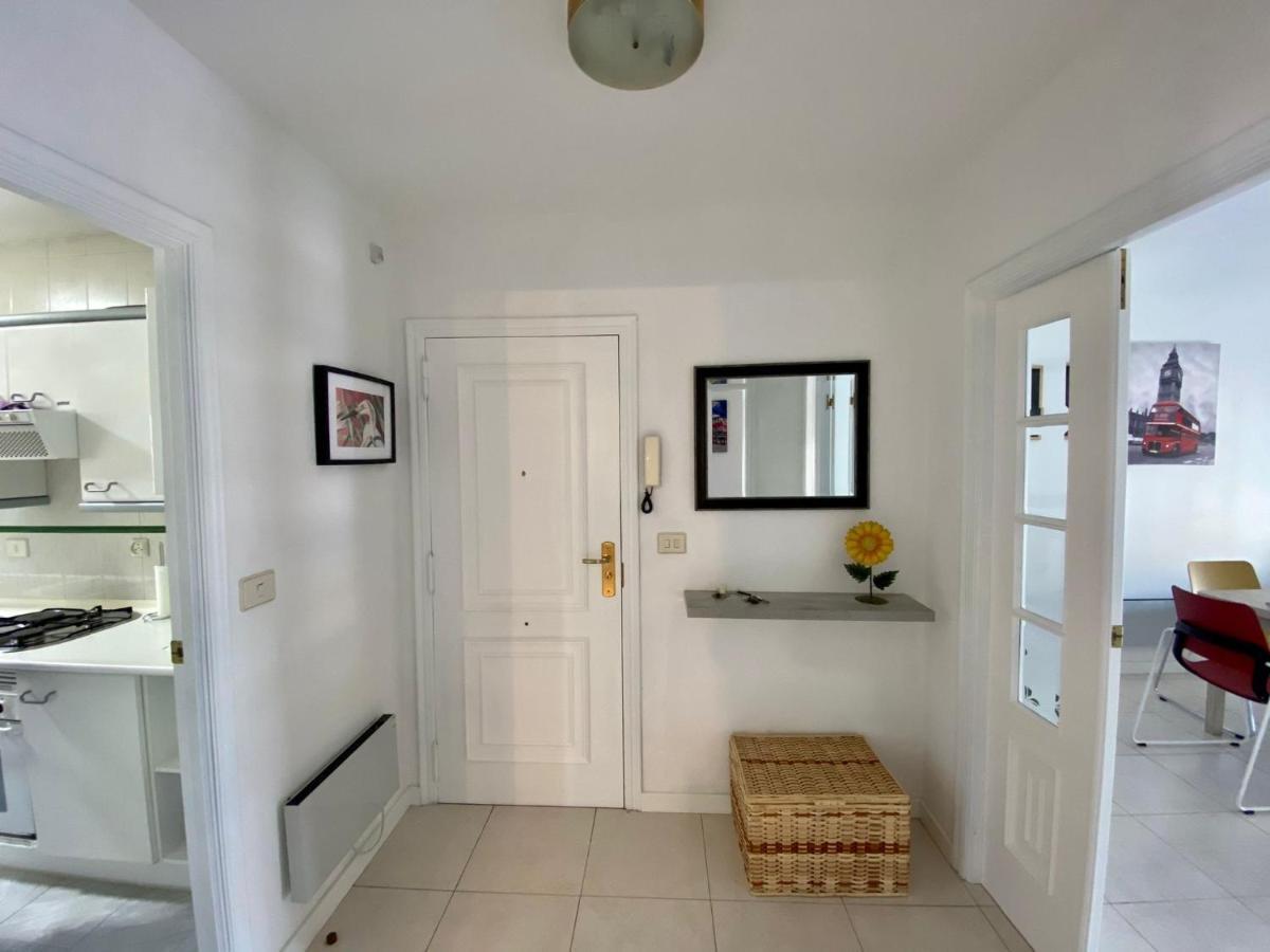 Enjoy Sanxenxo,200m Playa, Balcon Vistas Cies, Piscina & Terraza Azotea,2 Plazas Garaje, 2 Banos, Muy Luminoso, Muy Tranquilo,muy Equipado, Centrico *
