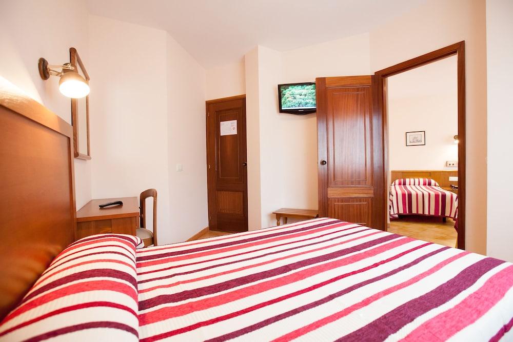 Hotel El Puente 2*