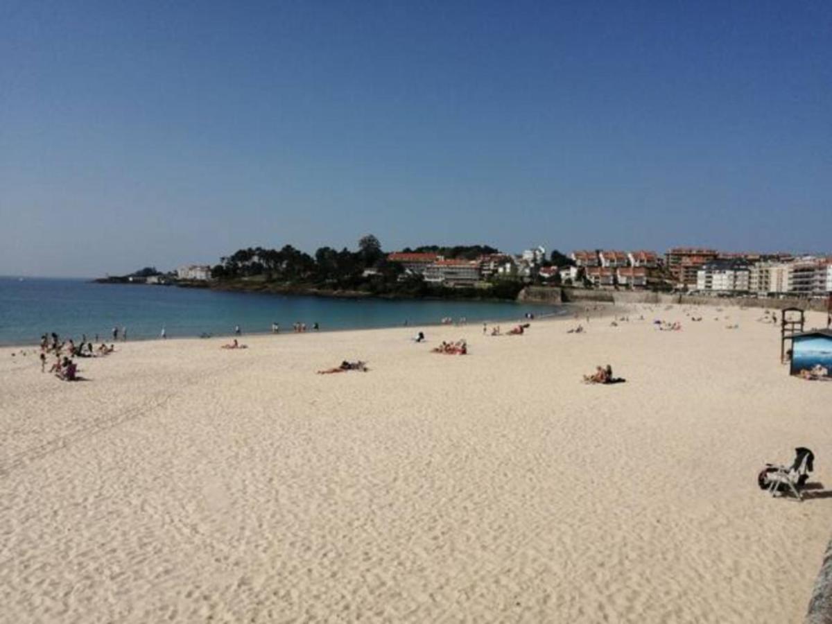 Con Piscina Y Parking En El Centro De Sanxenxo, A 100m De La Playa