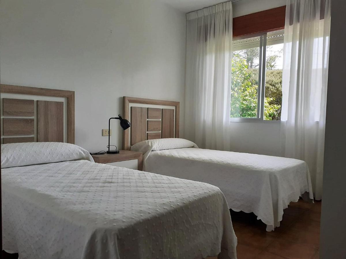 Apartamento Casa Con Jardín A 200 Metros Playa De Areas En *