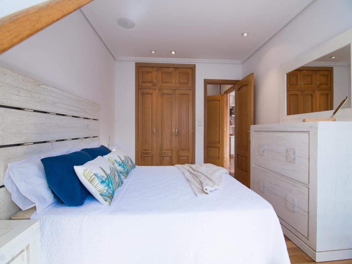 Apartamento ático Con Terraza Y Vistas Playa Silgar