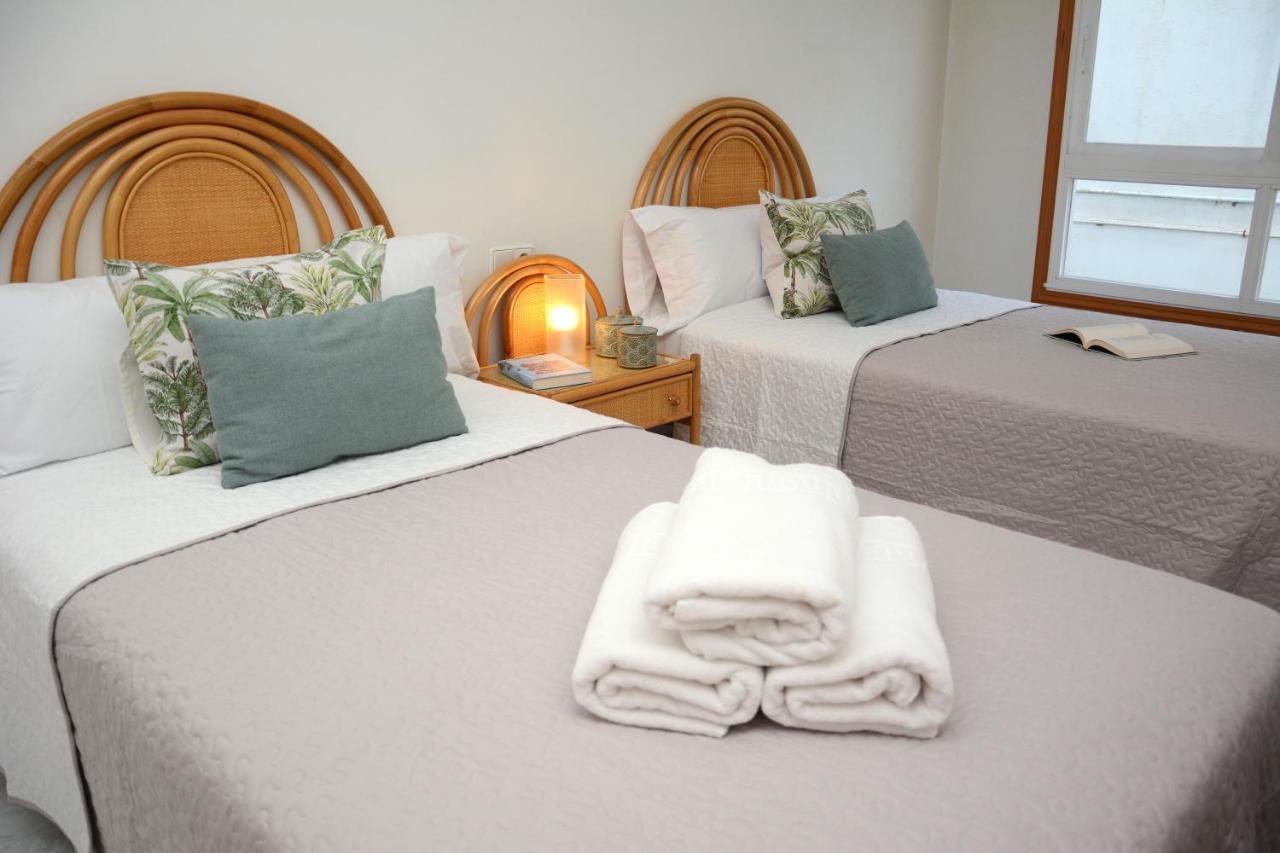 Apartment Desconectaengalicia Mantela, Vistas Puerto Deportivo, 20m Playa