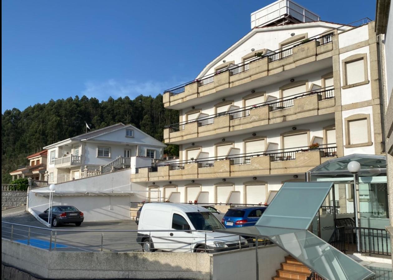 Hotel Riveiro 2*
