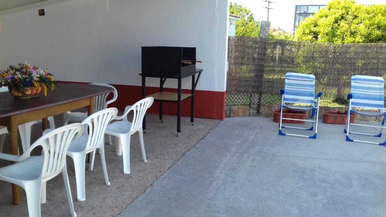 Casa Para 8 Con Jardín Terraza Y Barbacoa Сasa de vacaciones *