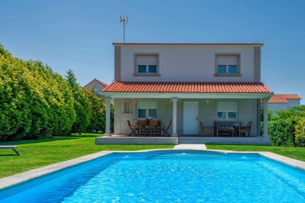 La Casa De Illos, Casa Completa Con Piscina En Сasa de vacaciones