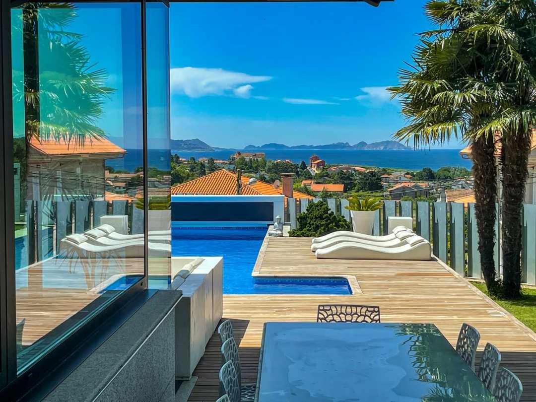 Lujosa Vistas Al Mar Y Piscina Climatiza Villa Sanxenxo