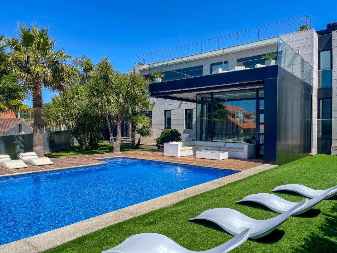 Villa Lujosa Vistas Al Mar Y Piscina Climatiza Sanxenxo