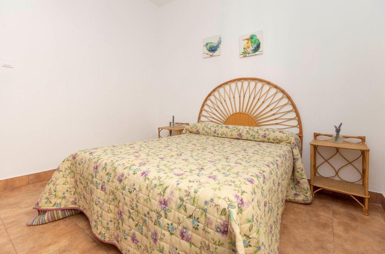 - 4 Bedrooms - 0275 Apartamento *