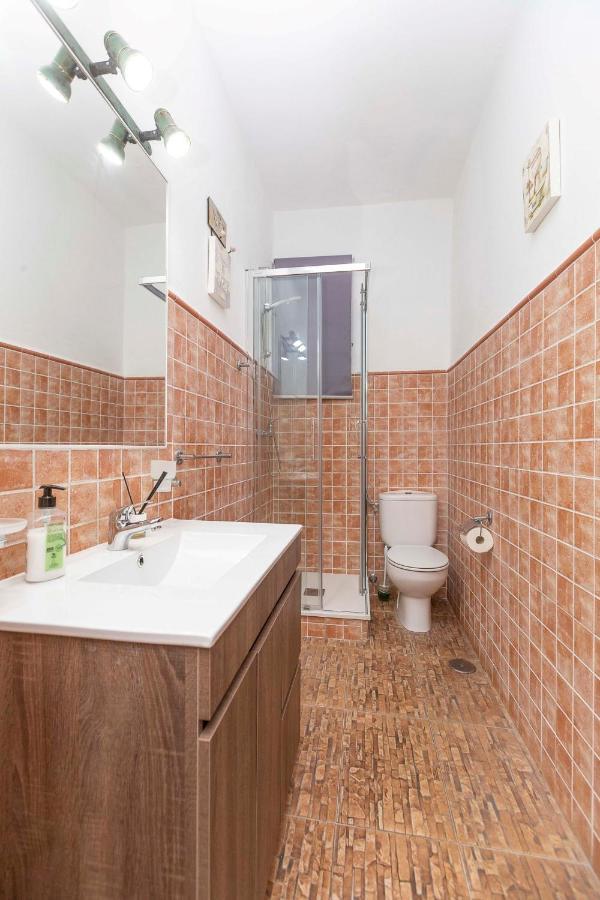 Apartamento - 4 Bedrooms - 0275 *