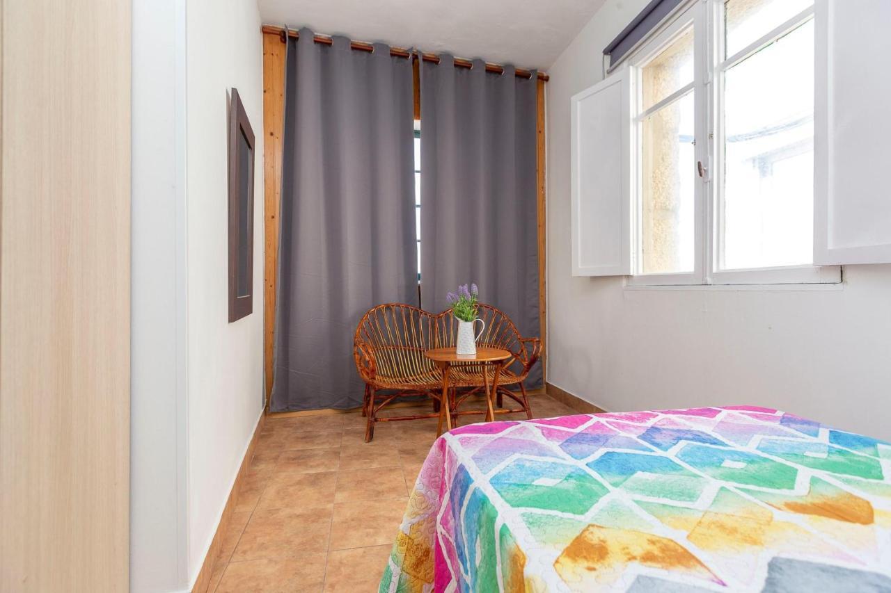 - 4 Bedrooms - 0275 Apartamento *
