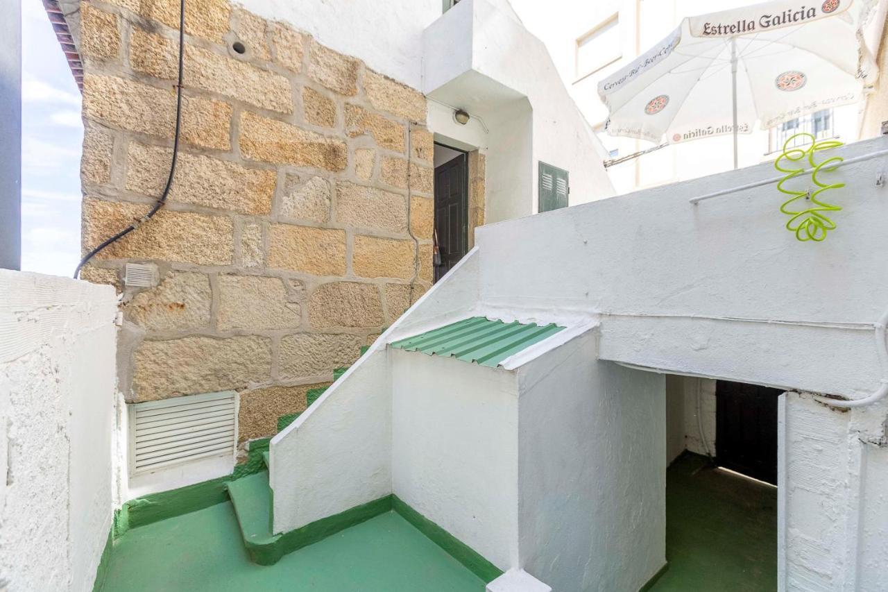 - 4 Bedrooms - 0275 *