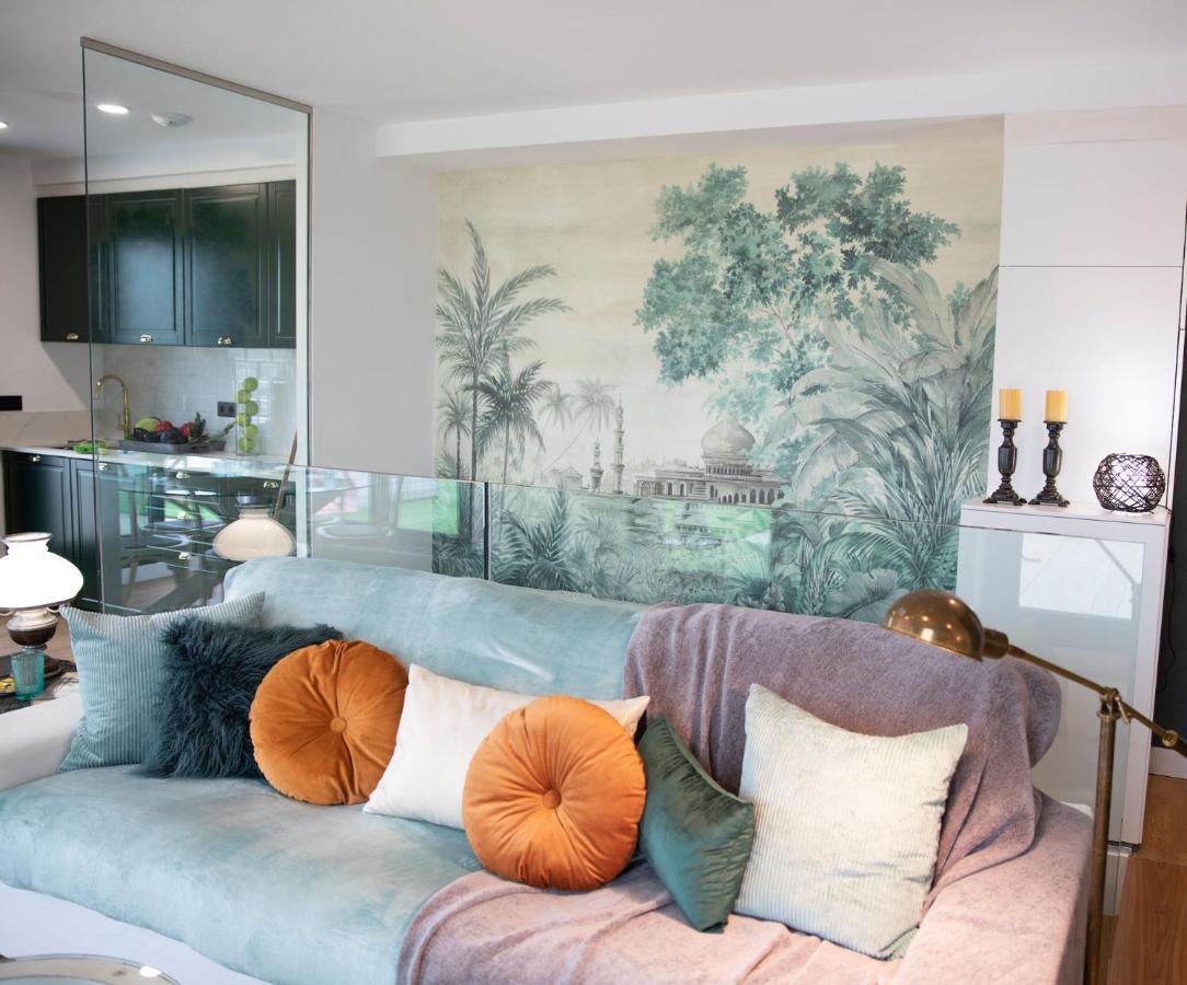 Luxury Singular Canelas