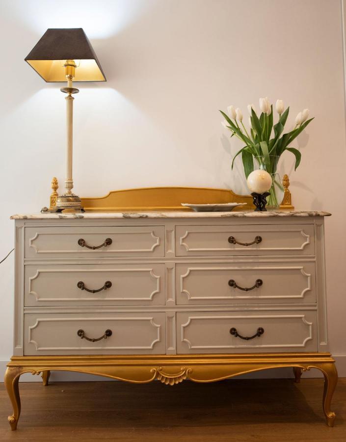 Luxury Singular Canelas