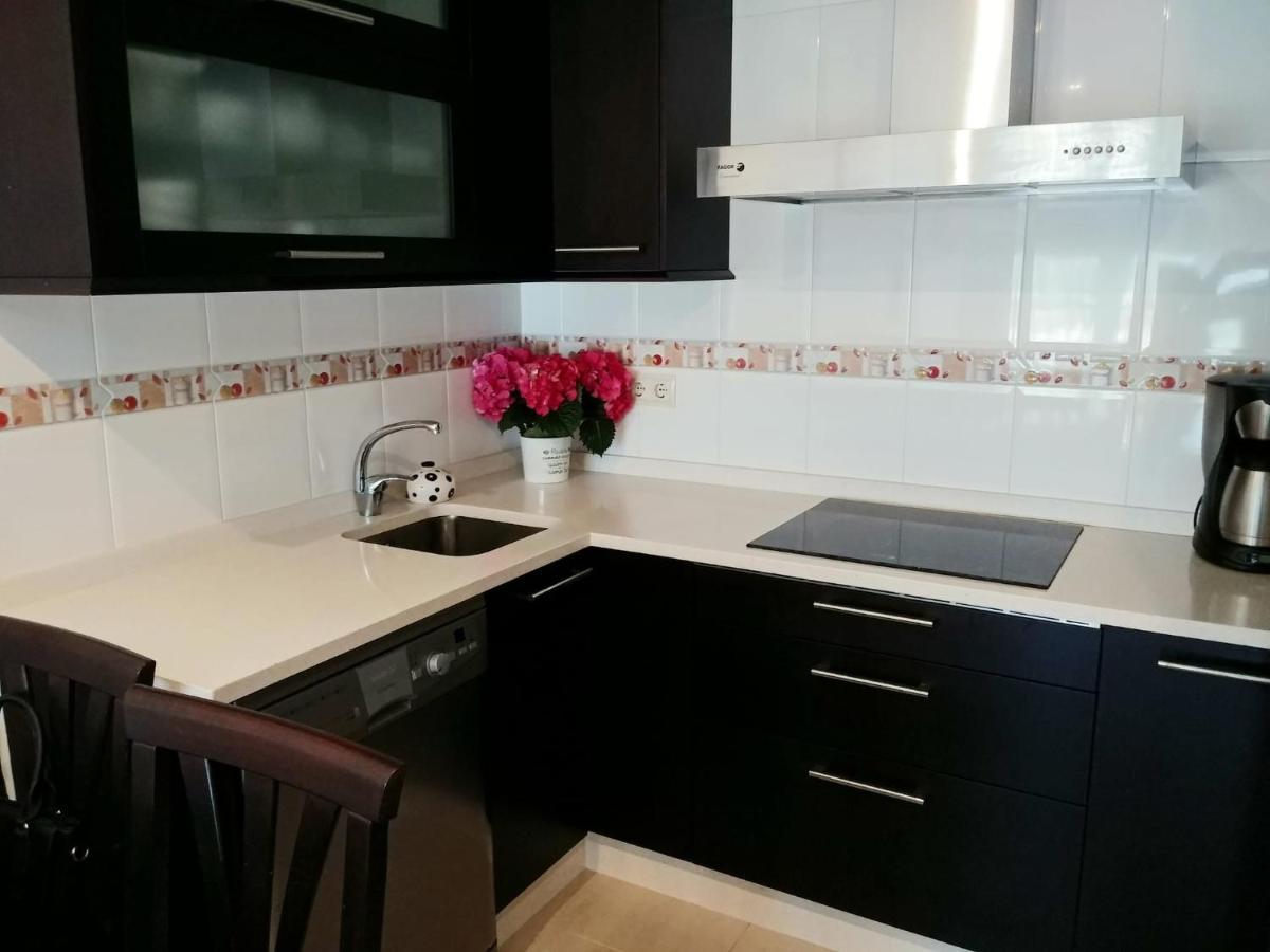 Acogedor Apartamento Con Piscina Cerca De La Playa A Lanzada Apartment *