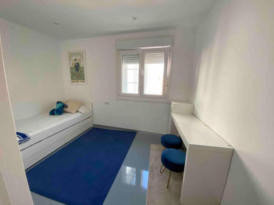 Apartamento Precioso Piso En Portonovo, Cerca Playa.