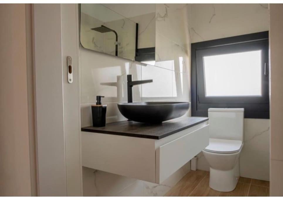 Apartment Piso Nuevo A 150m Playa *