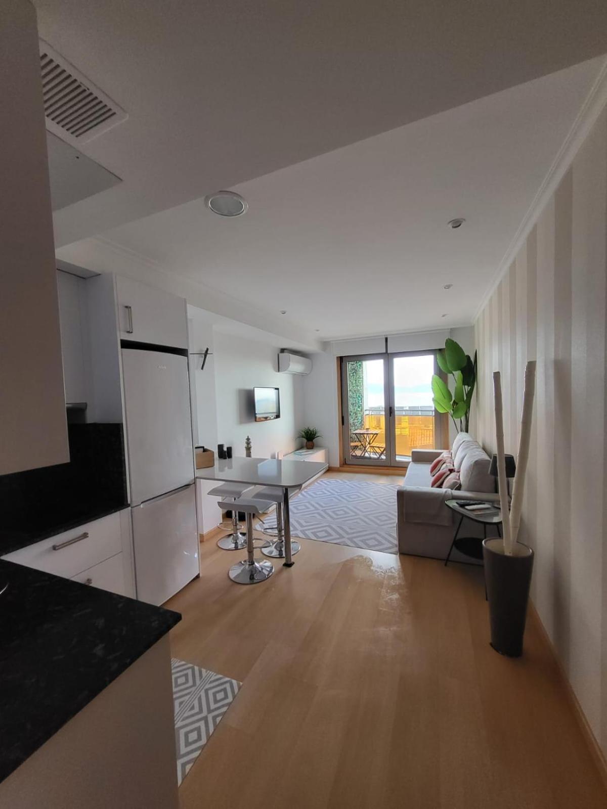 Carles Deluxe Ocean View Apartamento