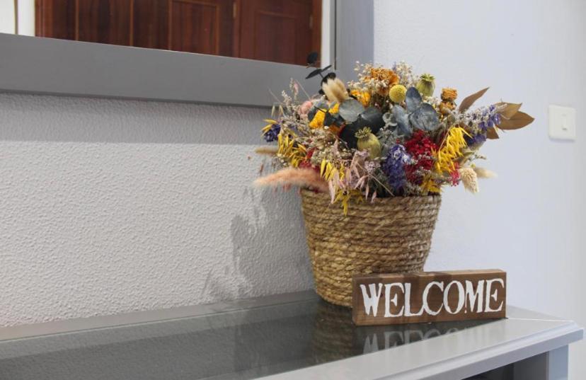 Vistas Al Mar En Moderno Y Amplio Piso-sanxenxo Centro Apartamento