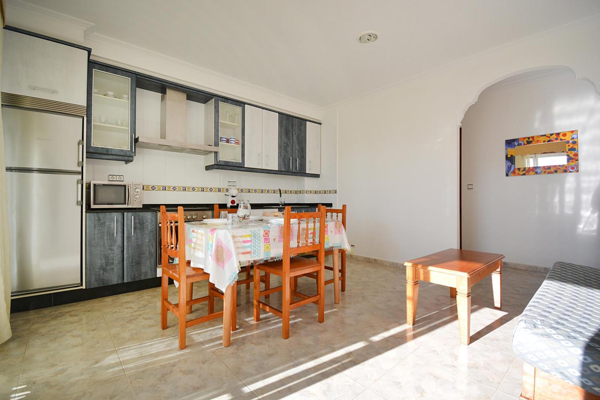 Apartamento En Playa De Montalvo