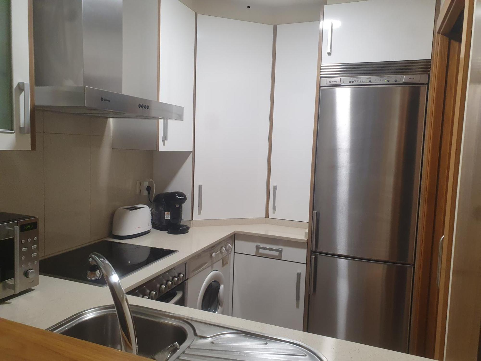 Apartment En Urbanizacion Con Piscina En Playa De Silgar