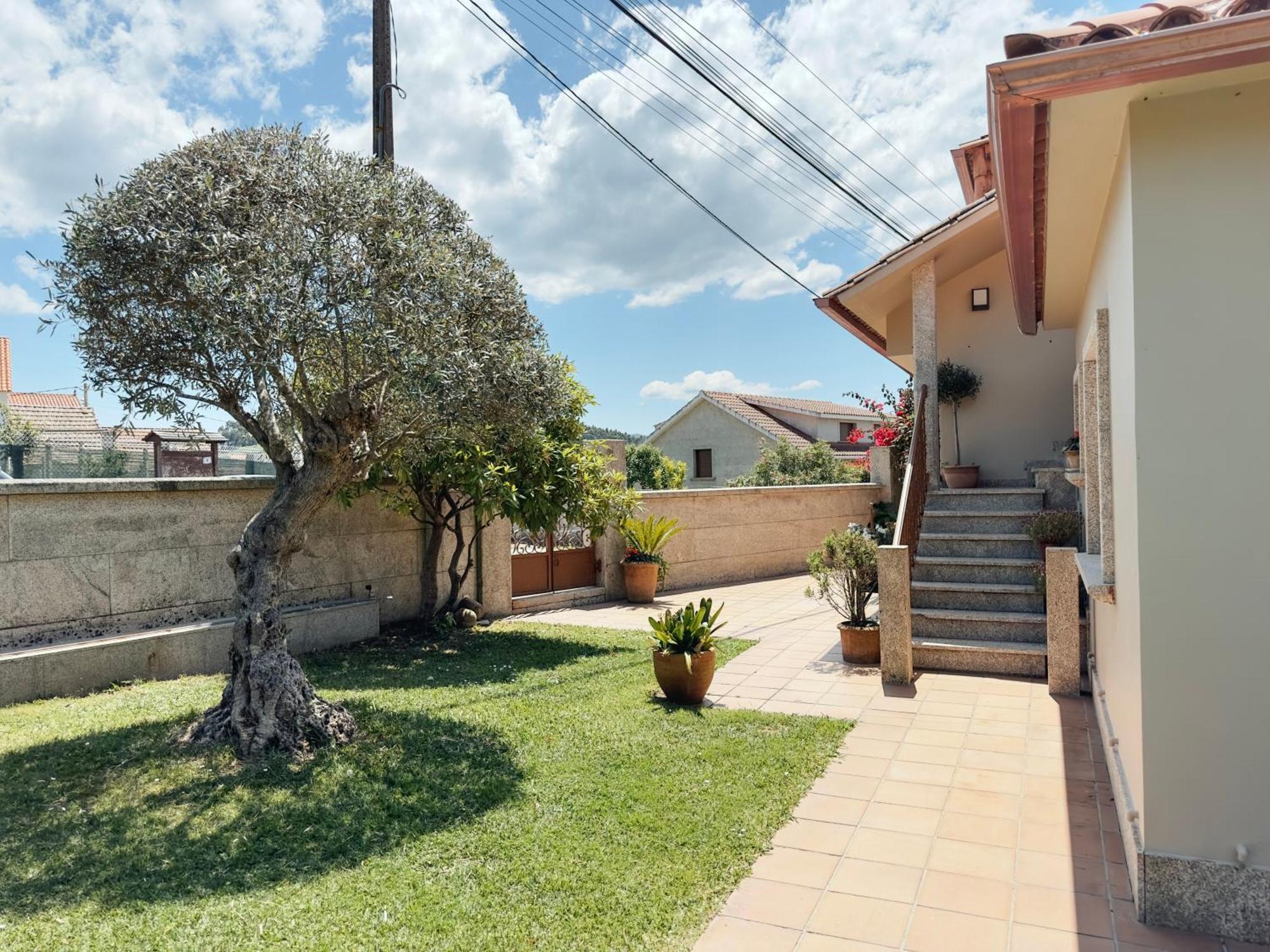 Sear Areas Apartment *