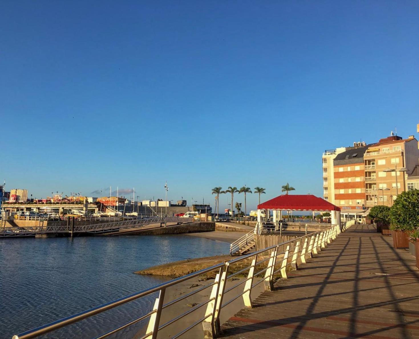 Con Excelente Localizacion Y Vistas Al Mar