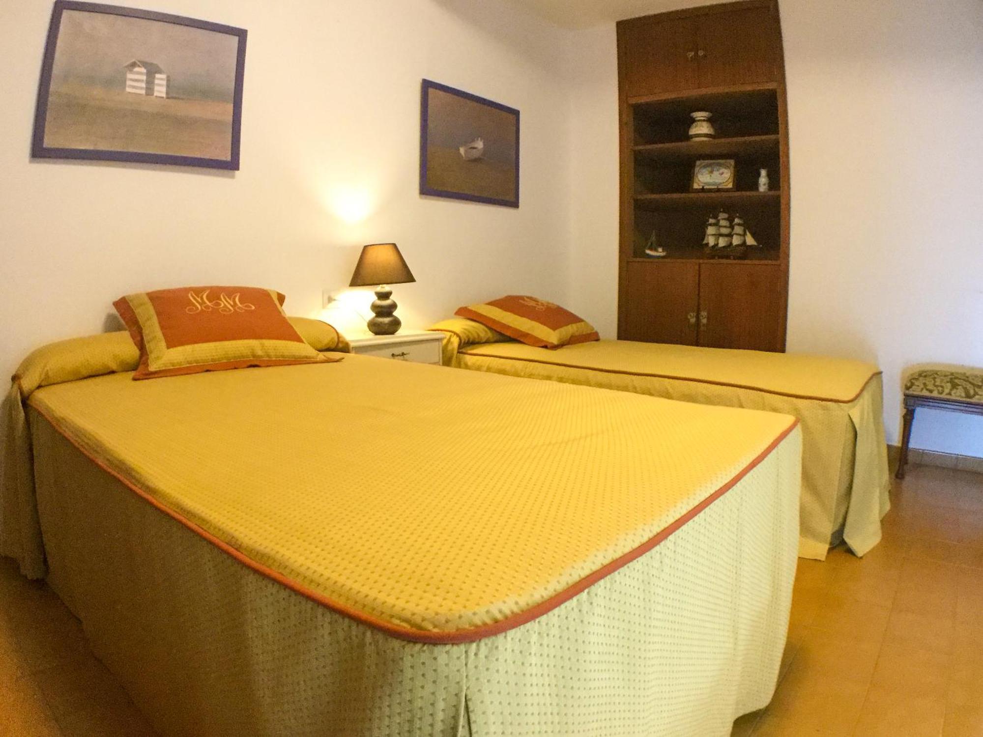 Apartamento Con Excelente Localizacion Y Vistas Al Mar *