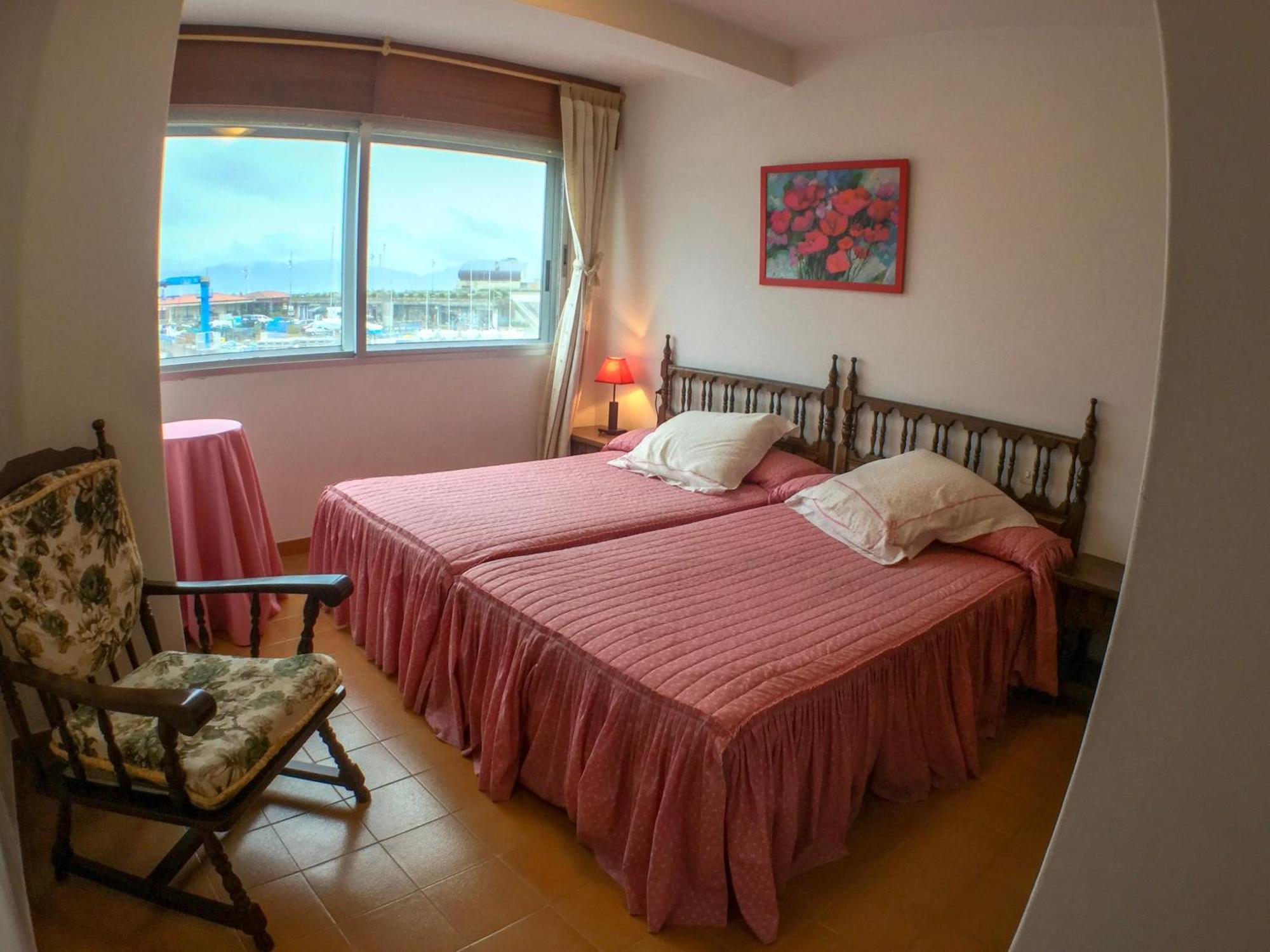 Con Excelente Localizacion Y Vistas Al Mar Apartamento *