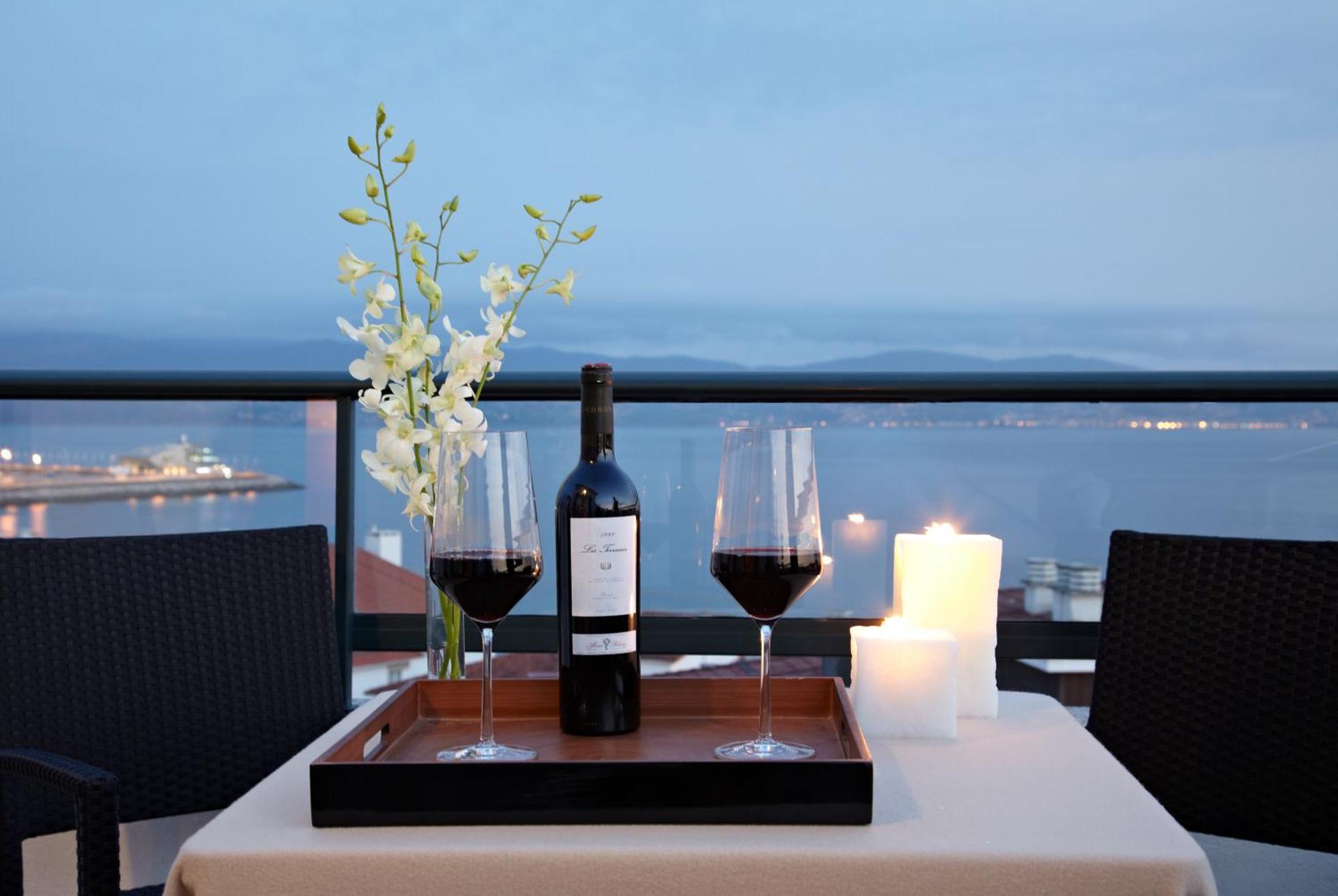 Hotel Carlos I Silgar 4*