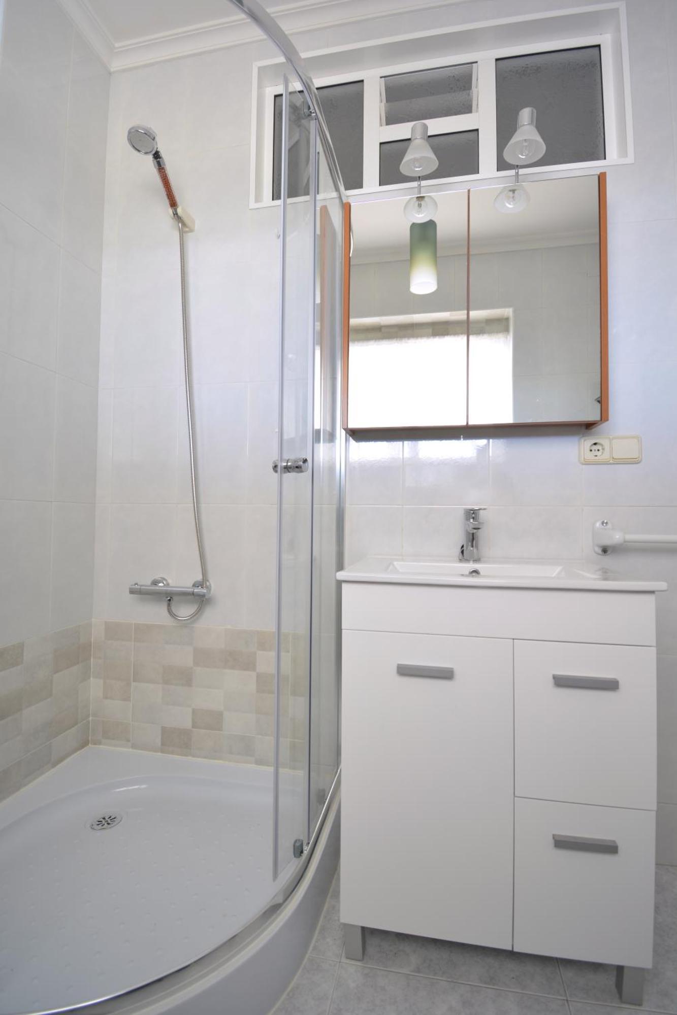 Apartamento Con Terraza En El Entorno De