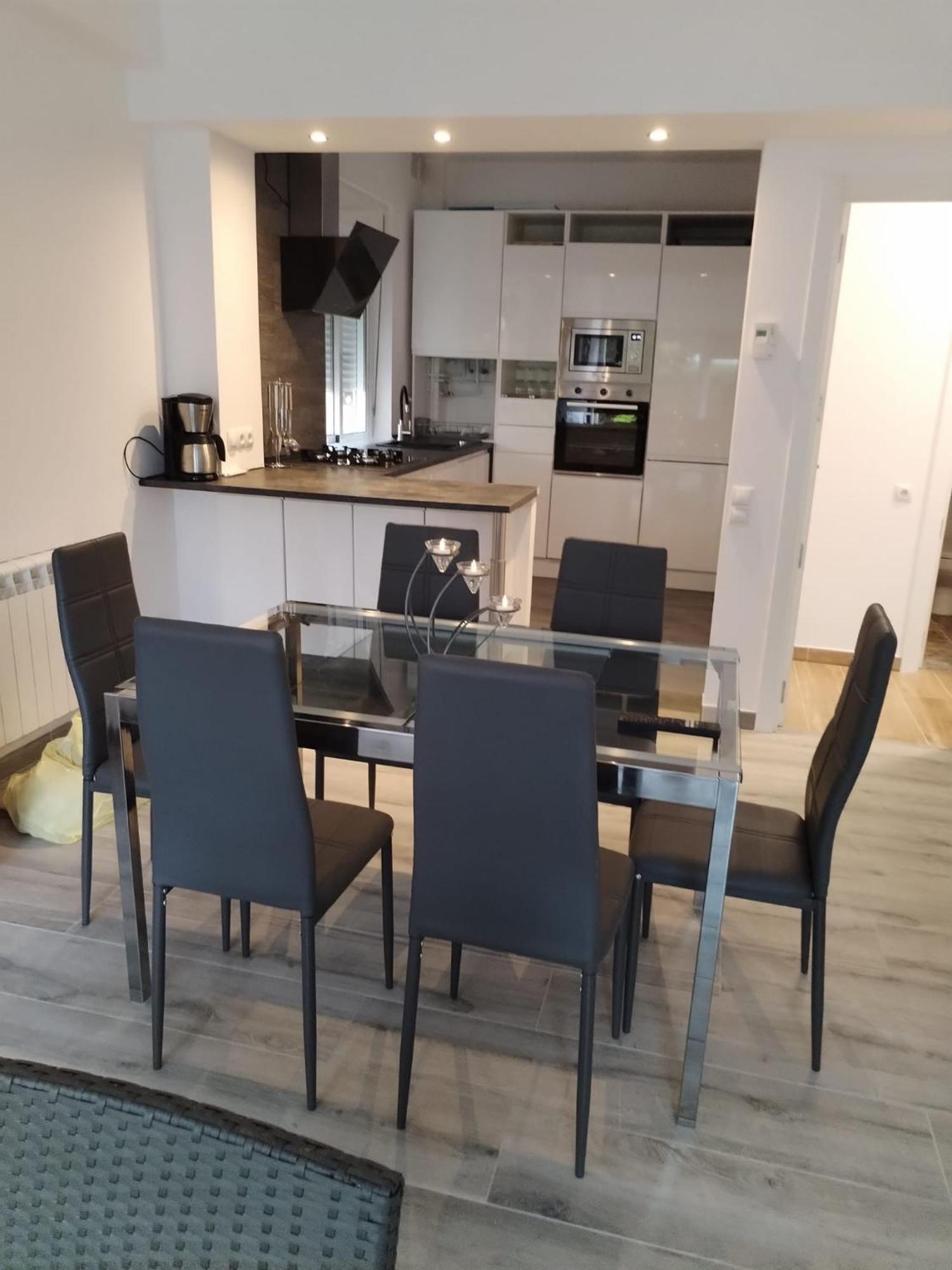 Piso Attila Apartamento