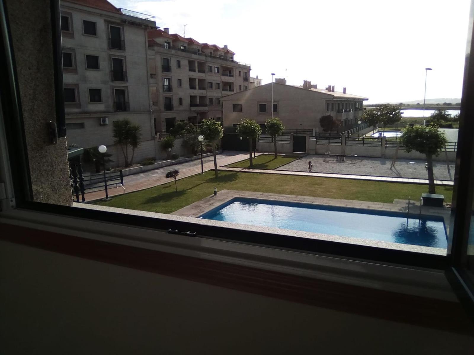 En A Revolta, * Sanxenxo