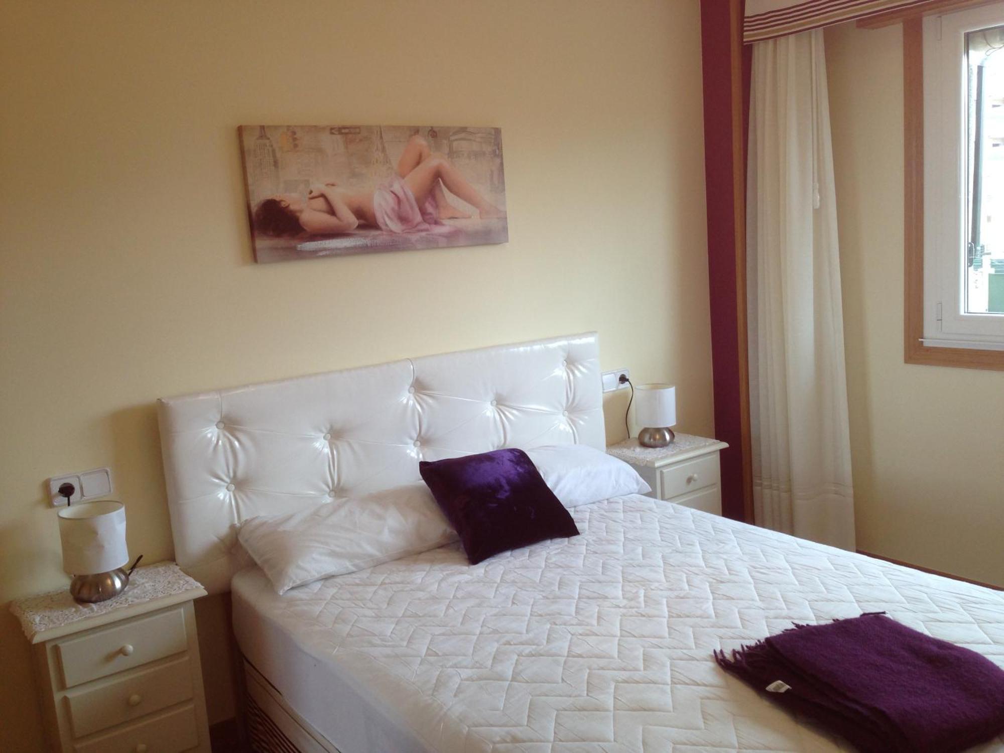 Apartamento En A Revolta, *