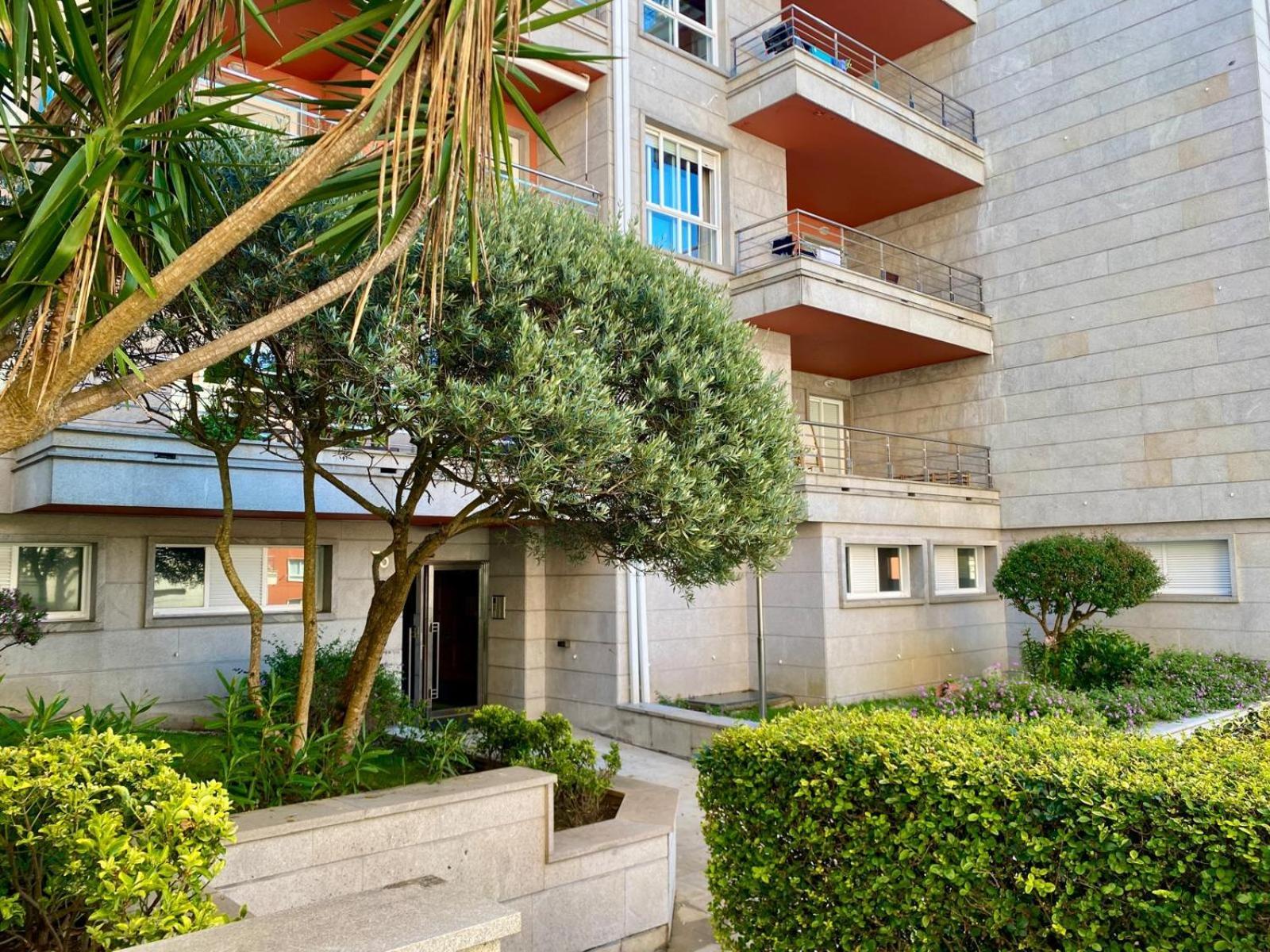 Apartamento En Con Piscina Sanxenxo