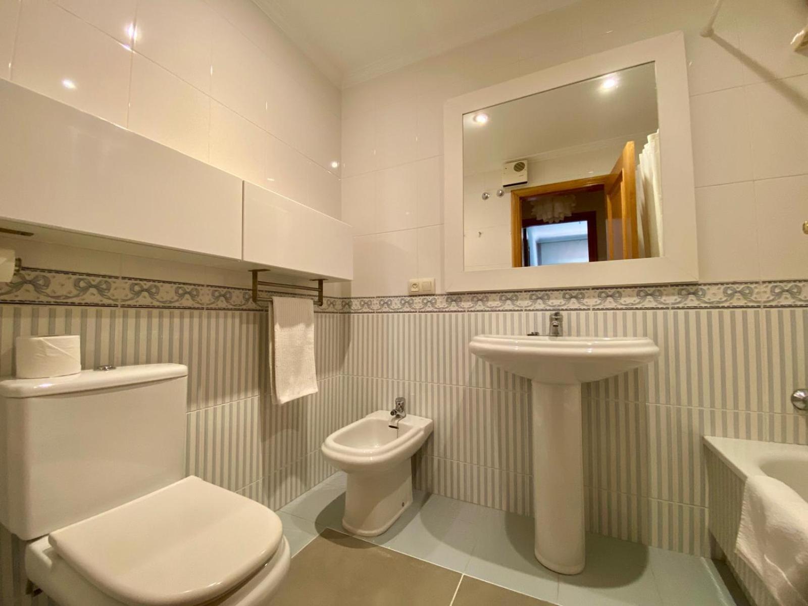 Apartamento En Con Piscina Sanxenxo