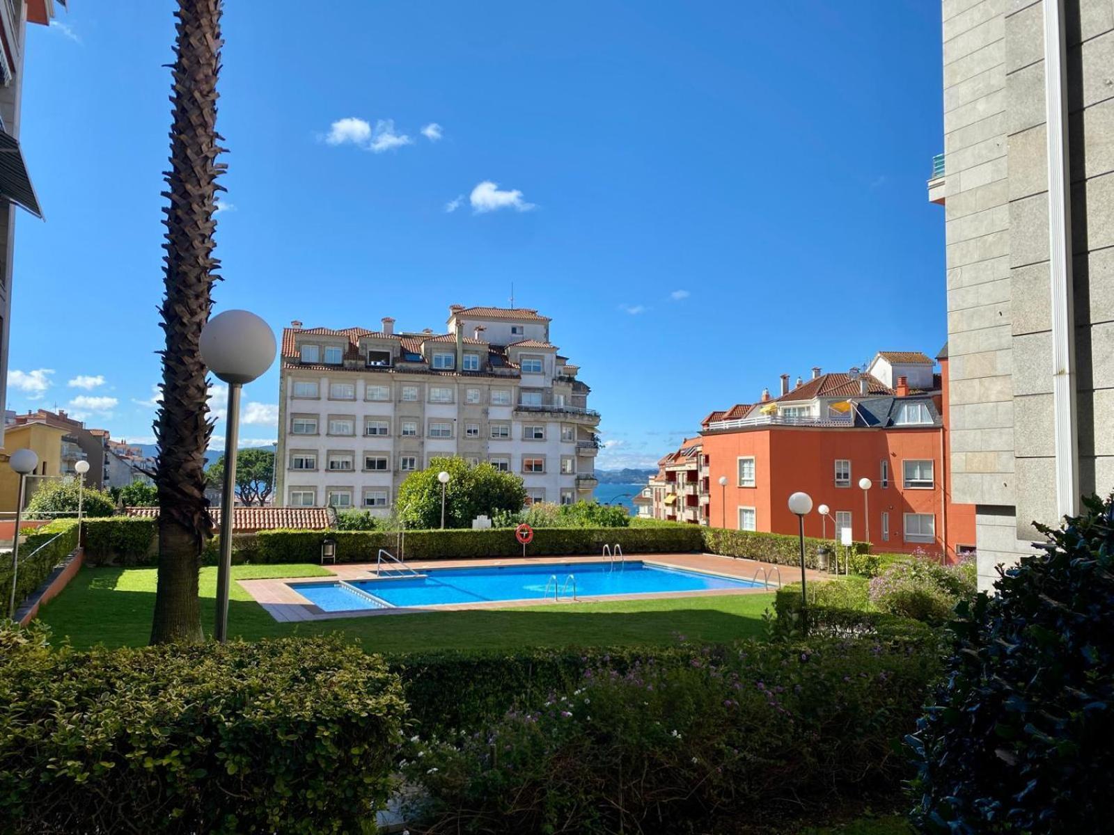 En Con Piscina Apartamento